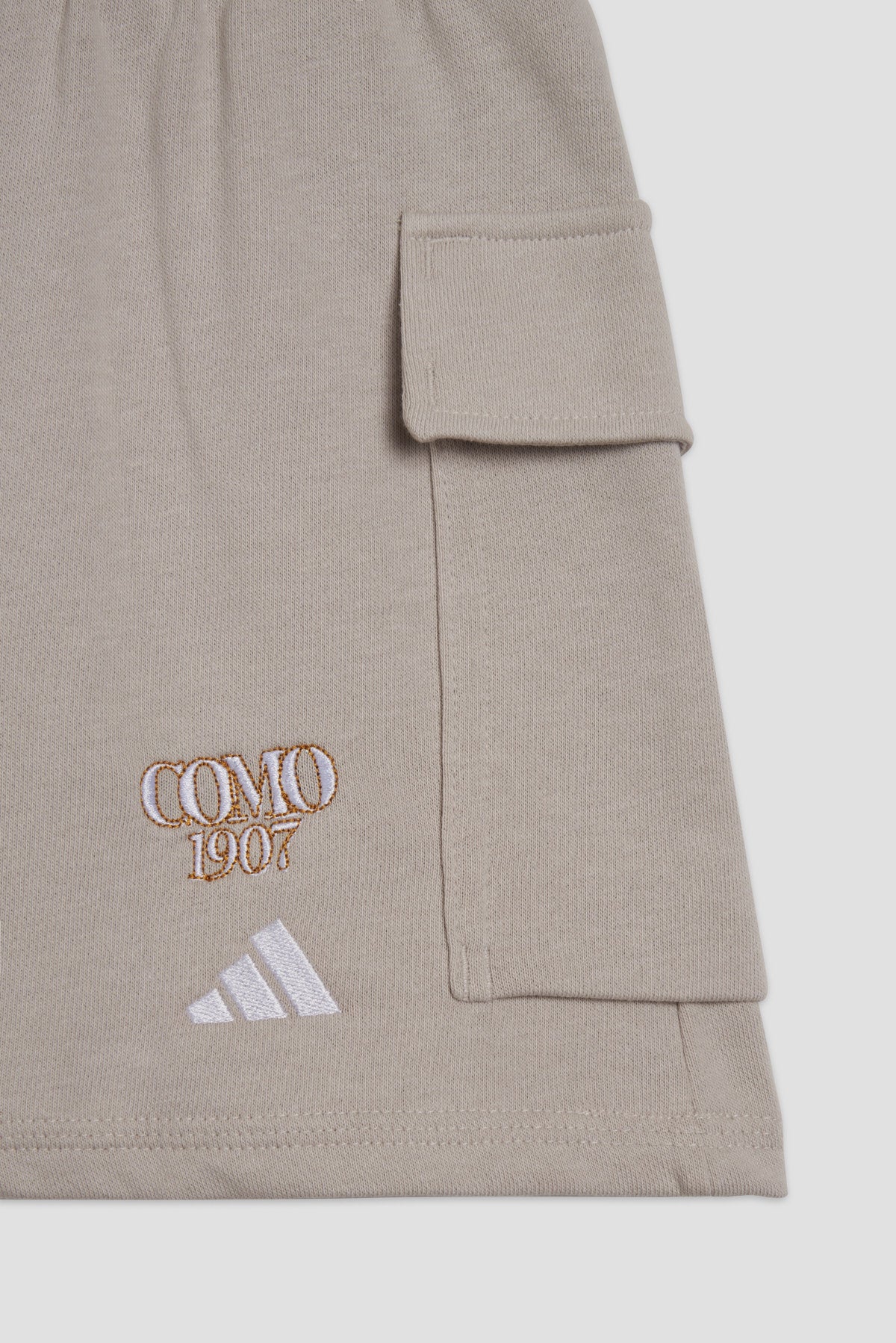 Adidas Como Crest Pantaloncini Cargo Da Donna Beige